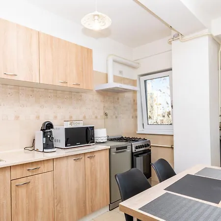 3 Διαμέρισμα *