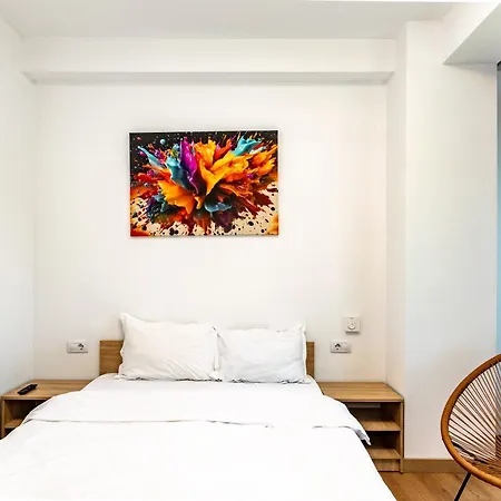 Διαμέρισμα 3 *